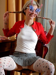 Young teenage masturbator playing with a big dildo