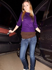 A teenage beauty sucking stiff pecker for spunk