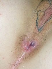 Amateur Teenager Modeling Nude And Spreading Tattooed Pussy Apart