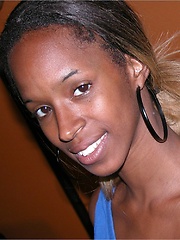 Amateur Black Girl Spreads Her Ebony Pusssy And Asshole
