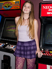 Lindsay Bare Teen Loitering