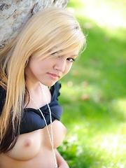 Alexa shows it all off in the park