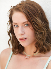 Anya Amsel Everybody Does It