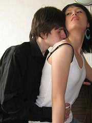 Sex appeal cutie gives nice blowjob and gets fucked